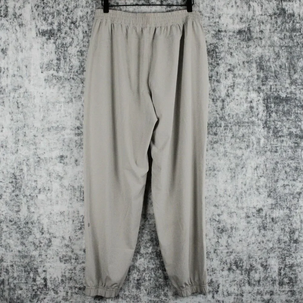 Lululemon Women’s 8 Tear Away Stretchy Jogger Pant Light Beige Breakaway